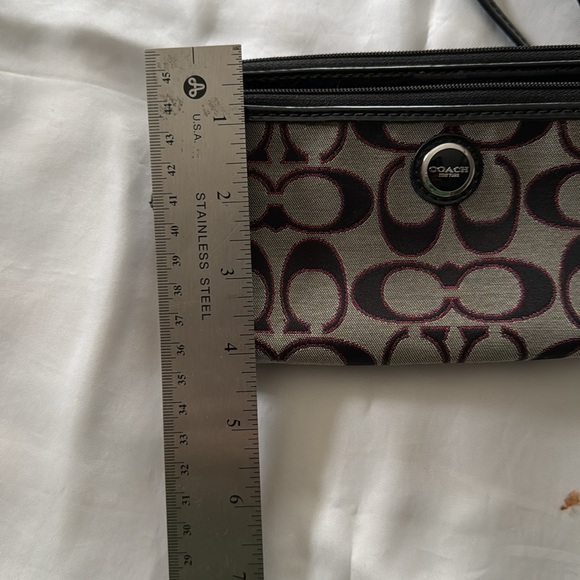 Coach wristlet - Picture 7 of 10